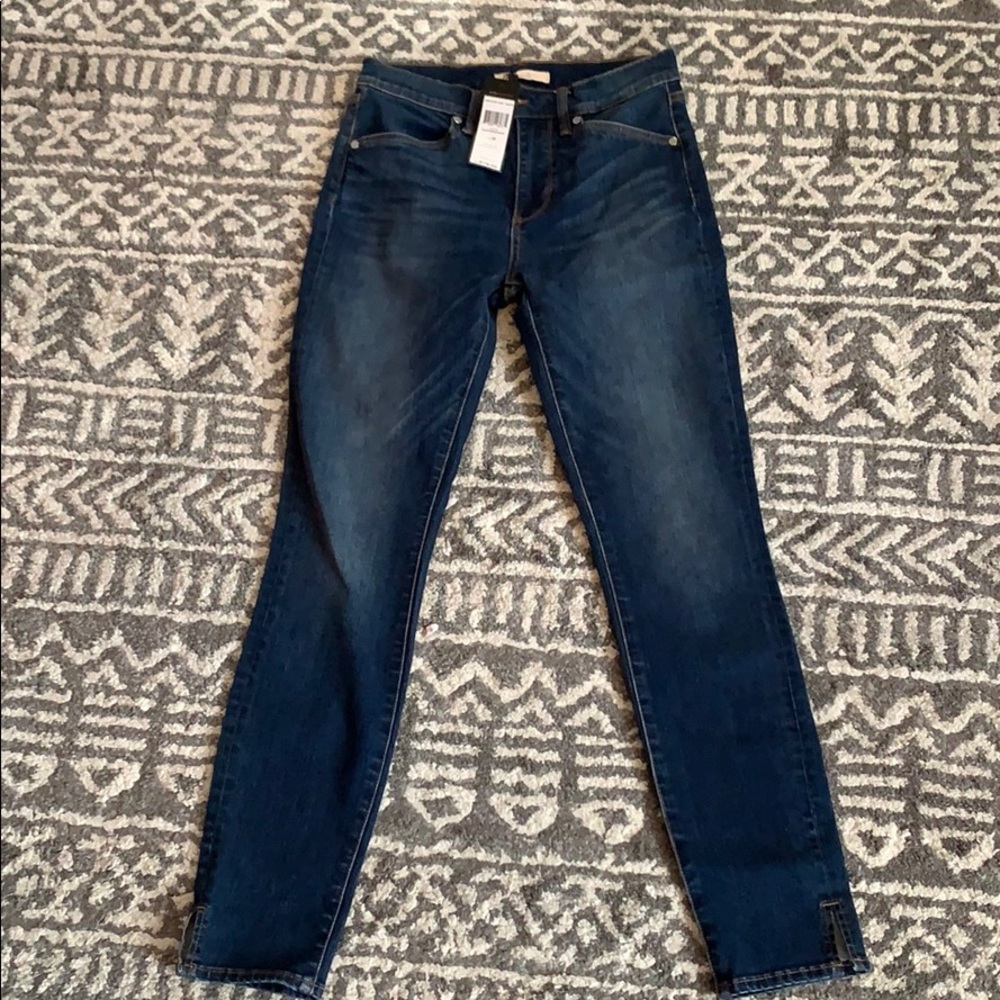 Beautiful day to day jeans denim NWT